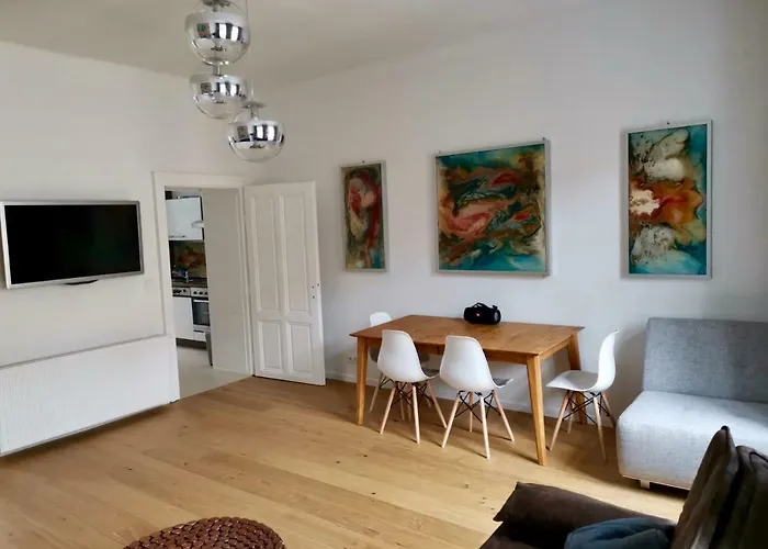Atelier Lomani * Bécs
